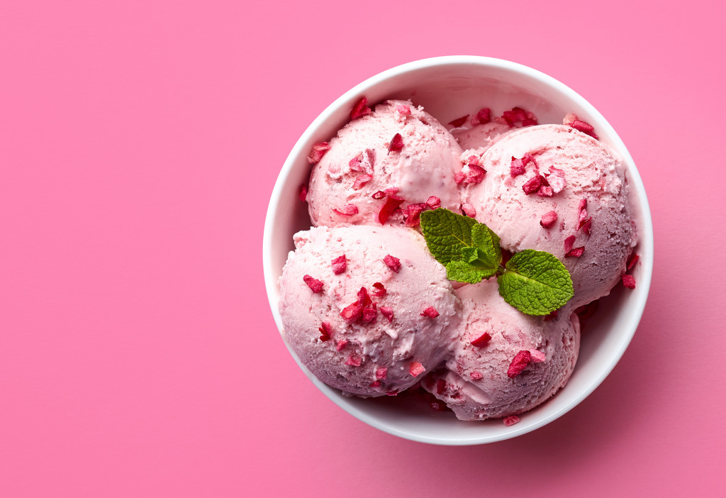 strawberry flavored ice cream
